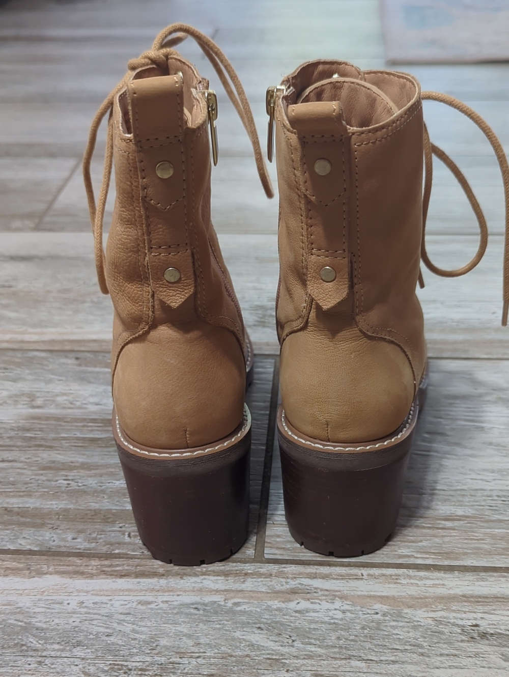 Crown Vintage Yuliana Lug Sole Combat Boots Tan Size 9 Stacked Heel - Picture 6 of 11
